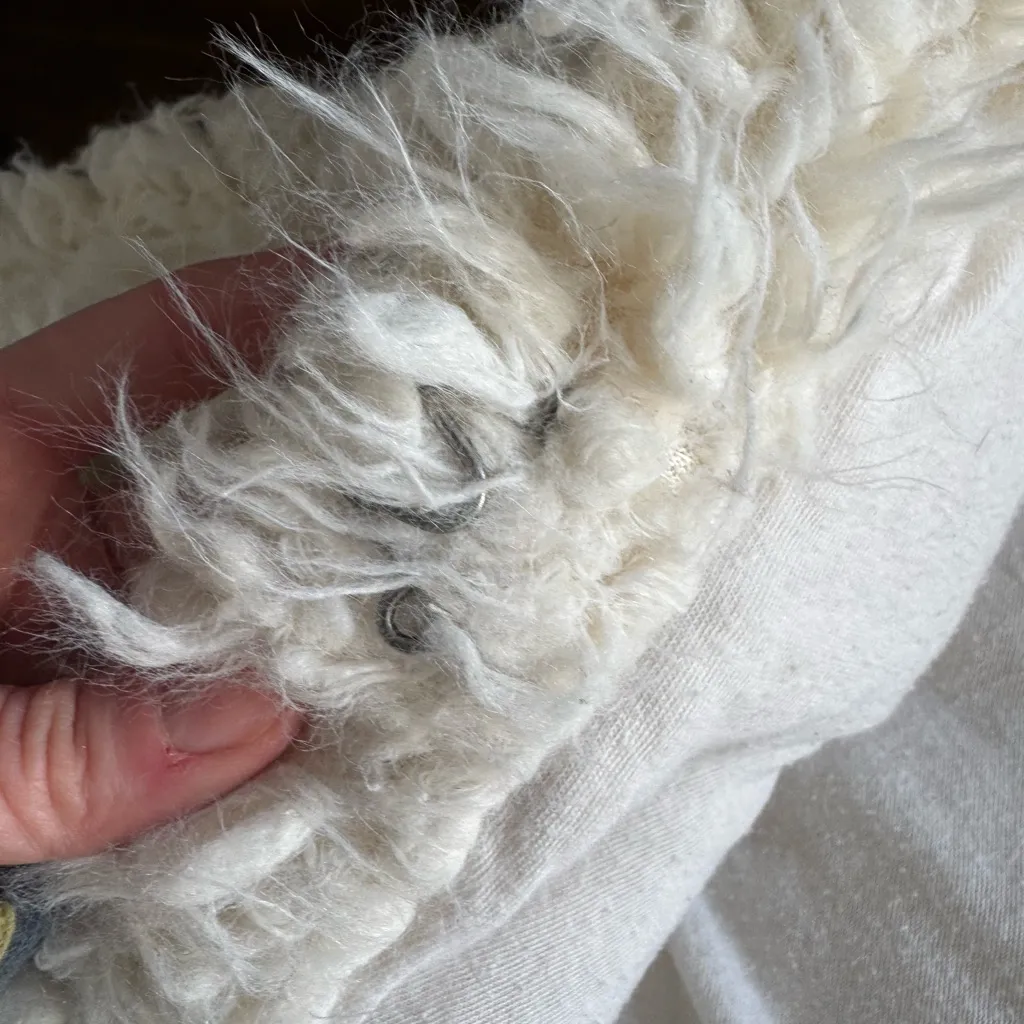 FREE PEOPLE womens cream shaggy faux fur winter Jacket w hood size XS - Image 10