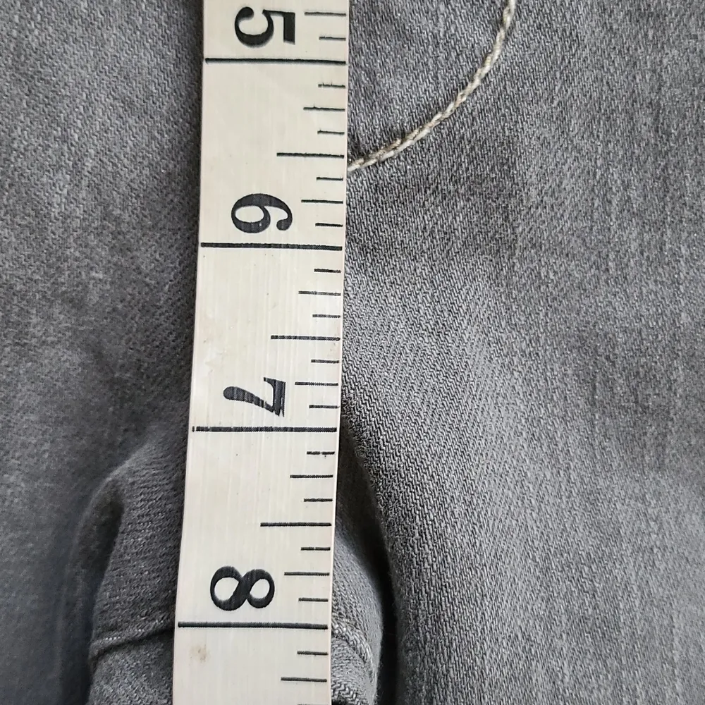 Ecko red cropped jeans size 5 - Image 8