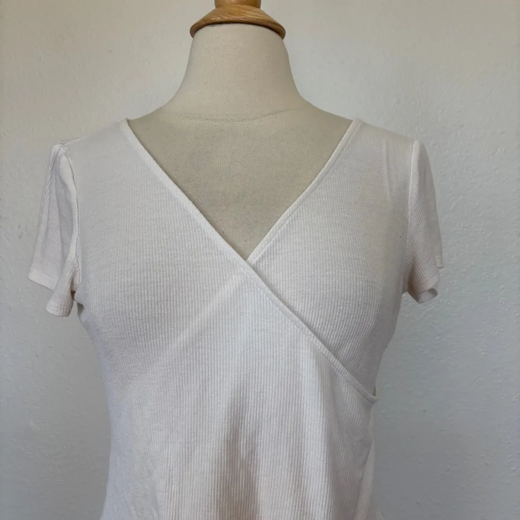 Solid White Ribbed V - Image 2