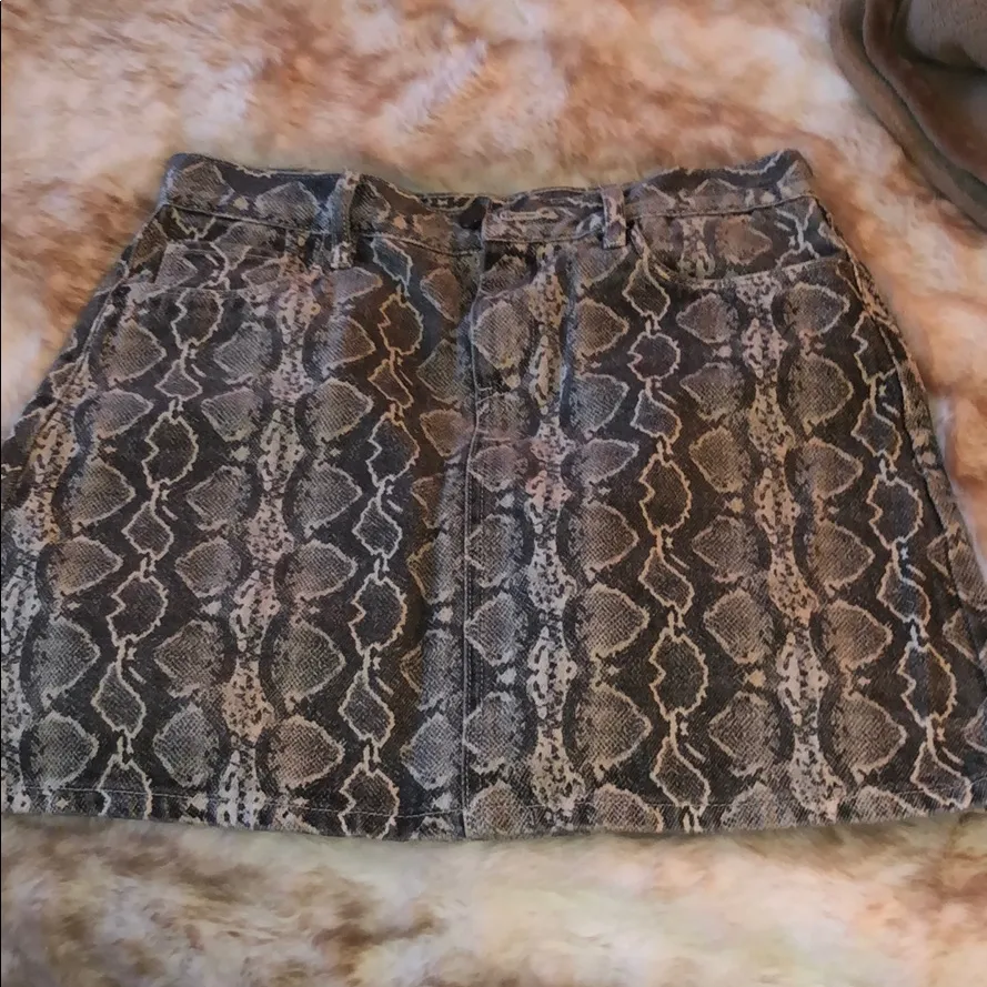 Blank nyc snake print skirt 28 - Image 2