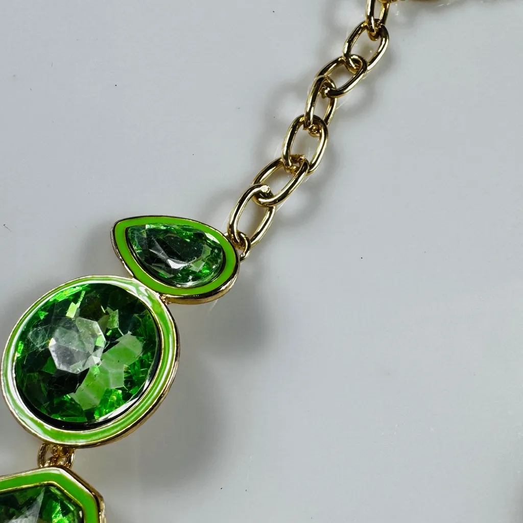 Zara Elegant Green Gemstone Necklace - Image 4