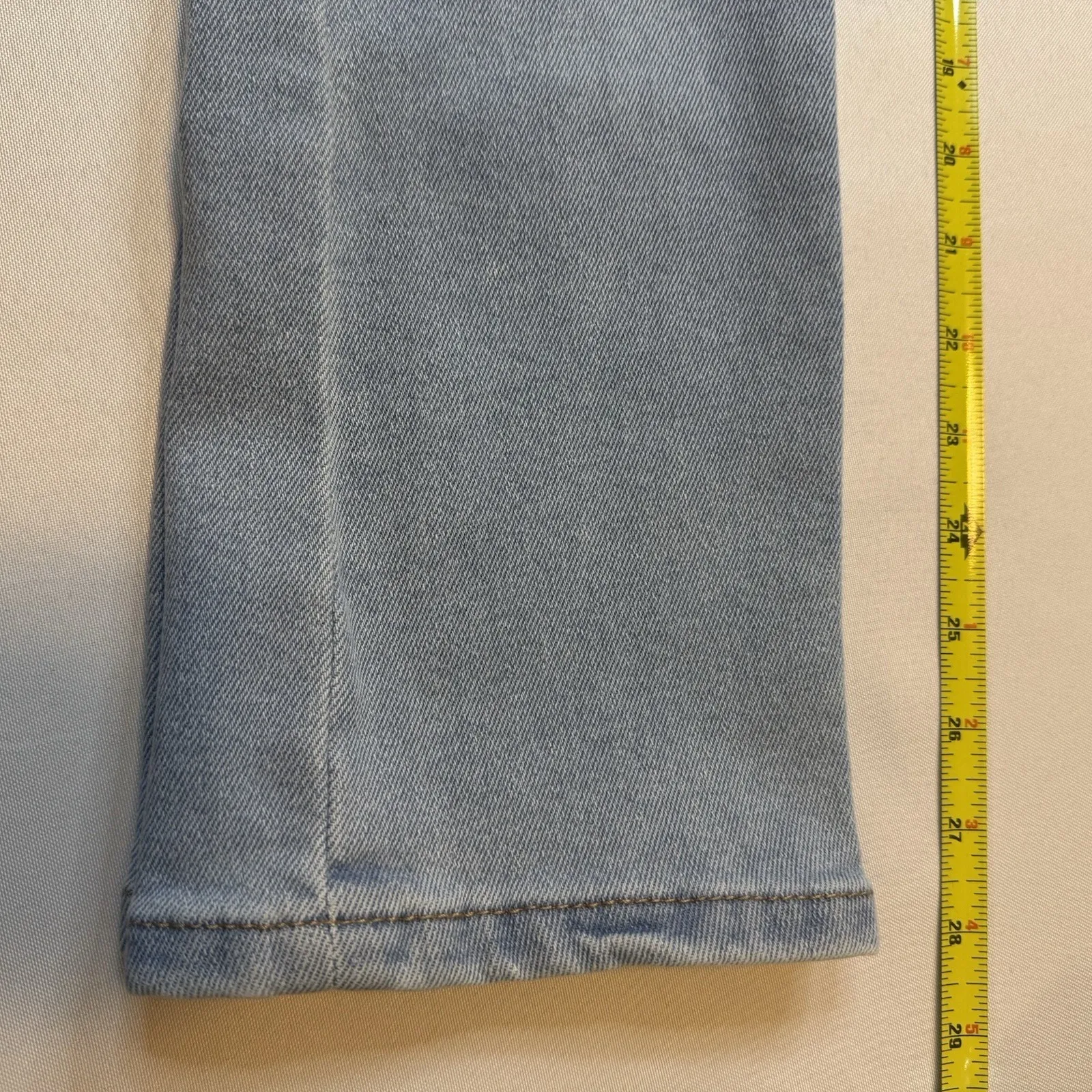 Rachel Roy Jeans Women's 2/26‎ Light Wash Distressed Straight Leg Denim Mid Rise - Image 10