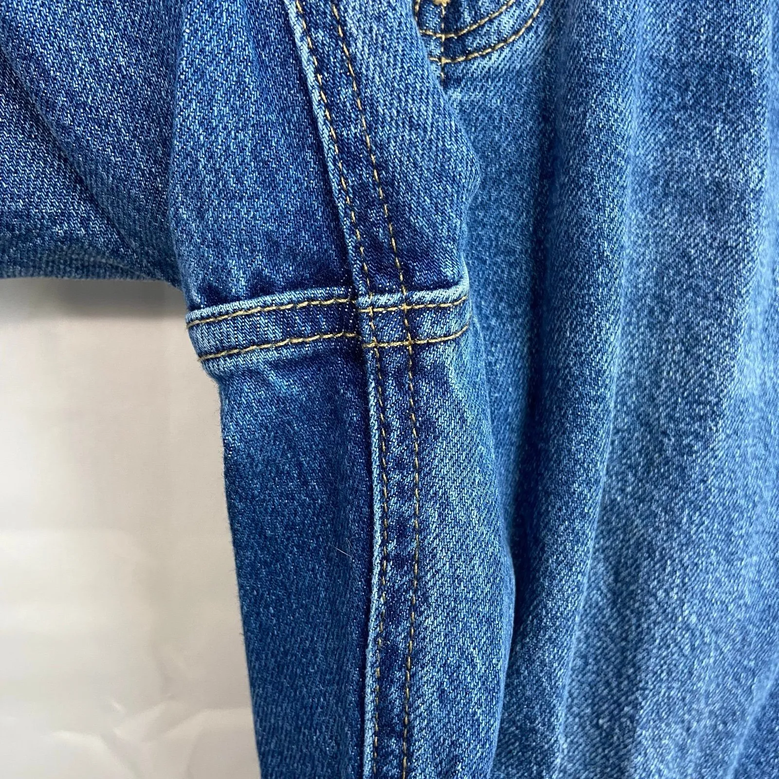 NWOT H&M women's dark medium‎ wash blue denim straight cut stretch jeans pants 2 - Image 3