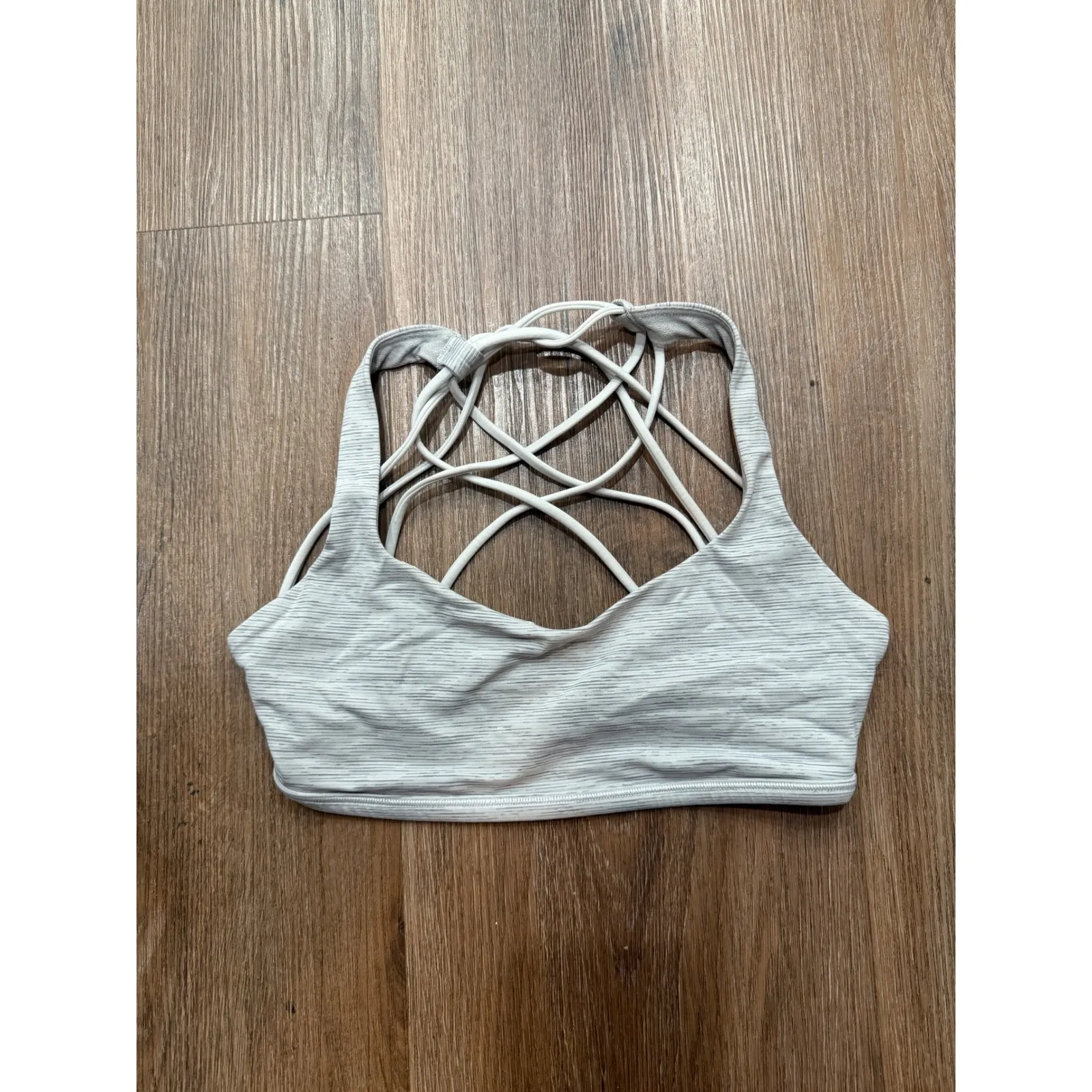 Lululemon Grey Striped Lattice Back Sports Bra Size 4 - Image 3