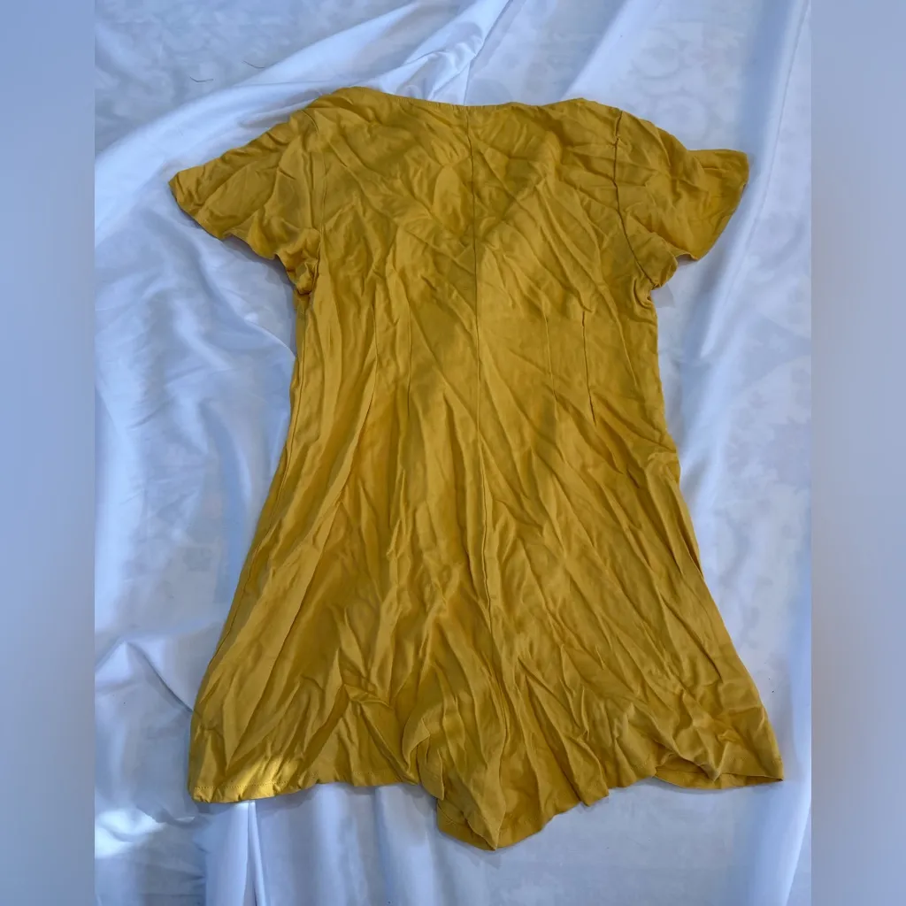 BB Dakota Steve Madden She Hangs Out Mustard Yellow Romper 8 - Image 2