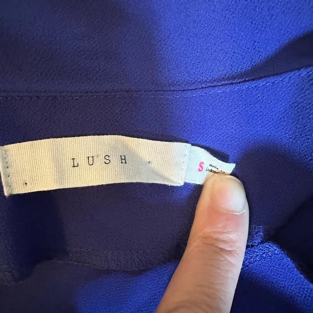 NWOT- Royal Blue Lush V-Neck Short Sleeve Blouse - Image 3