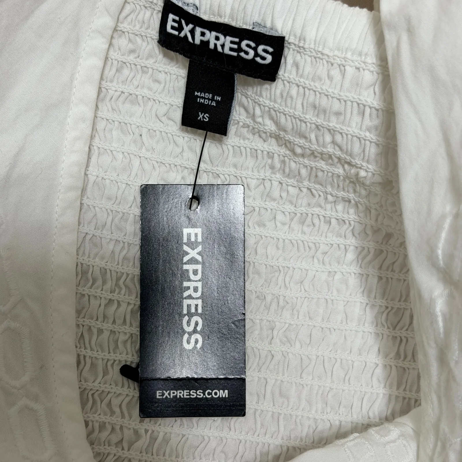 Express Embroidered Puff Sleeve Crop Top XS V-Neck Boho Eyelet Peasant Blouse - Image 6