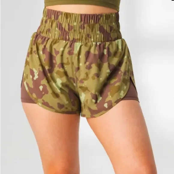 NEW Balance Athletica Vitality Woodland Green The Vista Short - Image 5