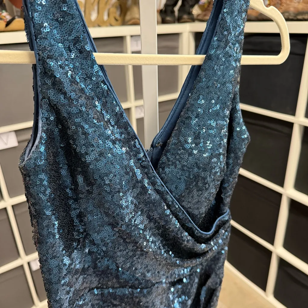 Vince Camuto Elegant Teal Sequin Faux Wrap Formal Evening Gown - Image 2