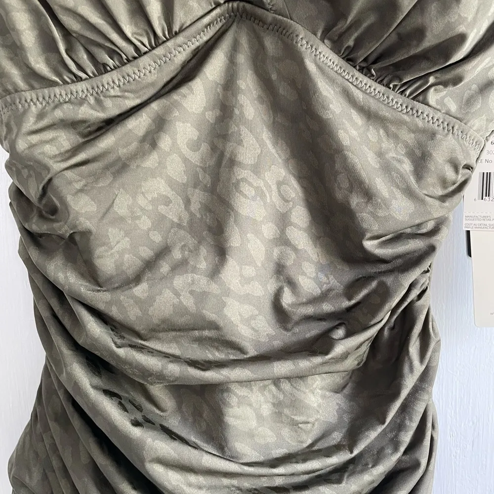 Profile by Gottex Green 6 Luminous Safari V Neck‎ One Piece - Image 7