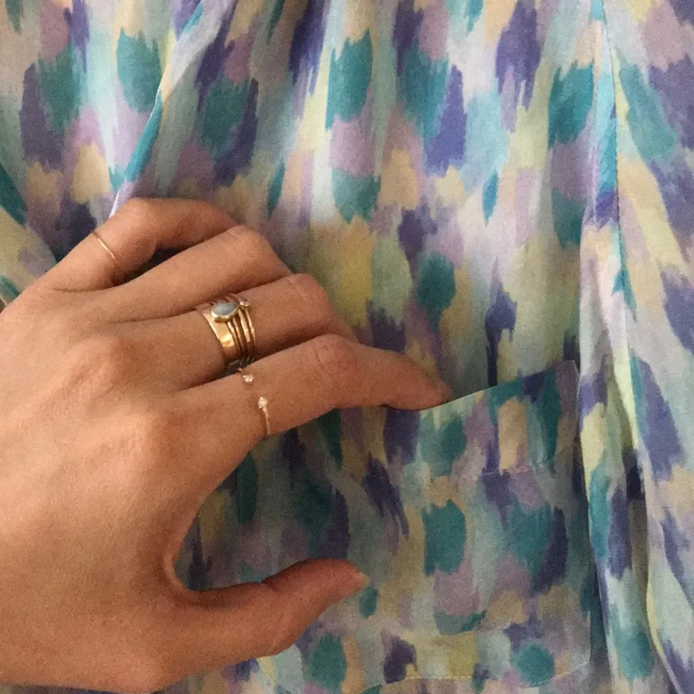 100% Silk button down shirt Small - Image 4