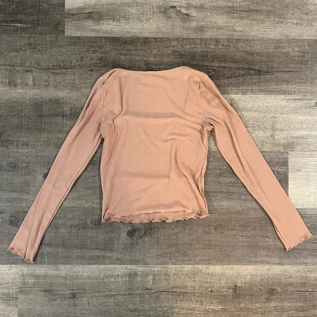 DRESS FORUM Lettuce Edge Square Neck Top - Image 4