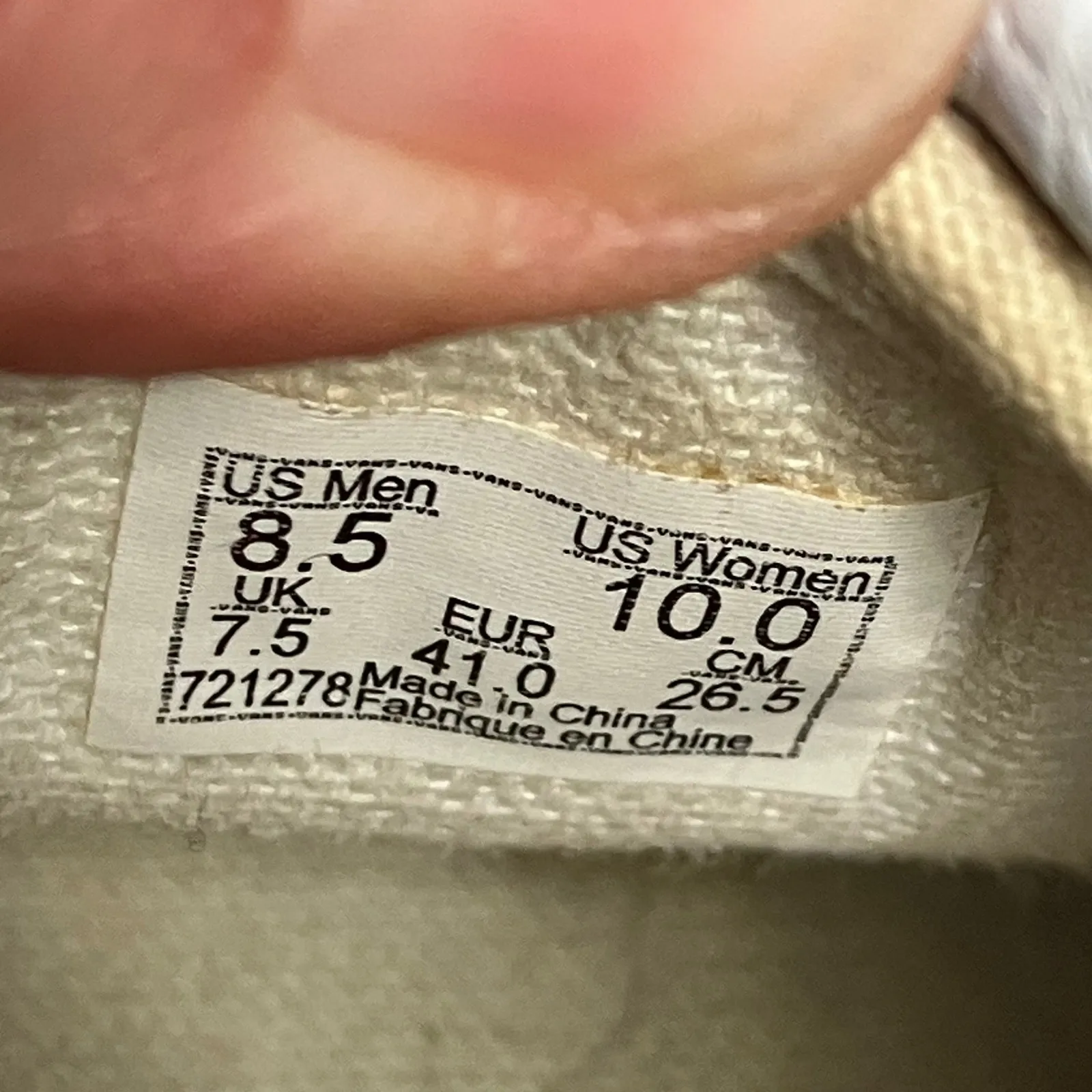 Vans white leather sneakers skateboarding punk unisex sizing women's 10 men 8.5 - Image 11