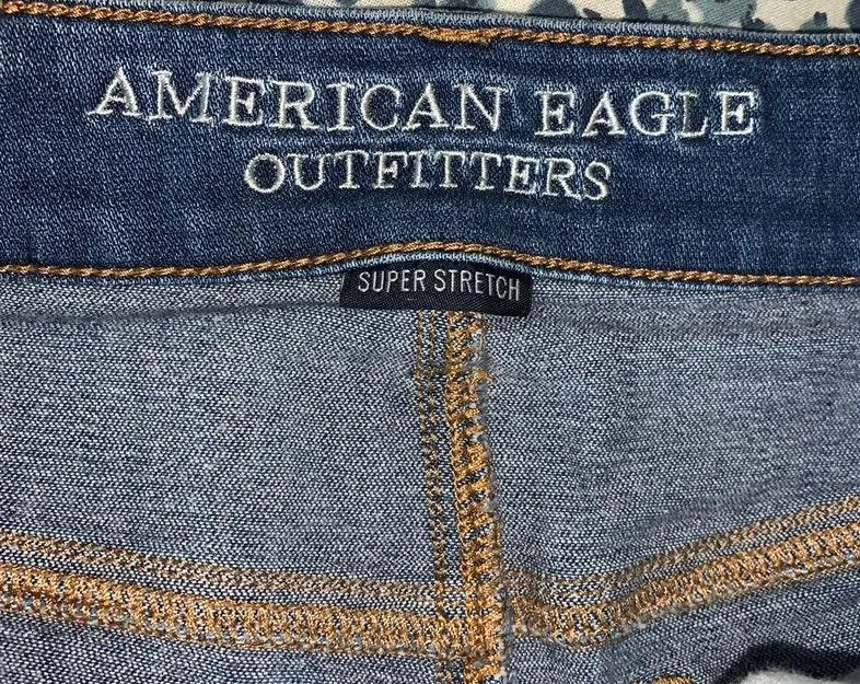 American Eagle Outfitters Shorts - Image 5