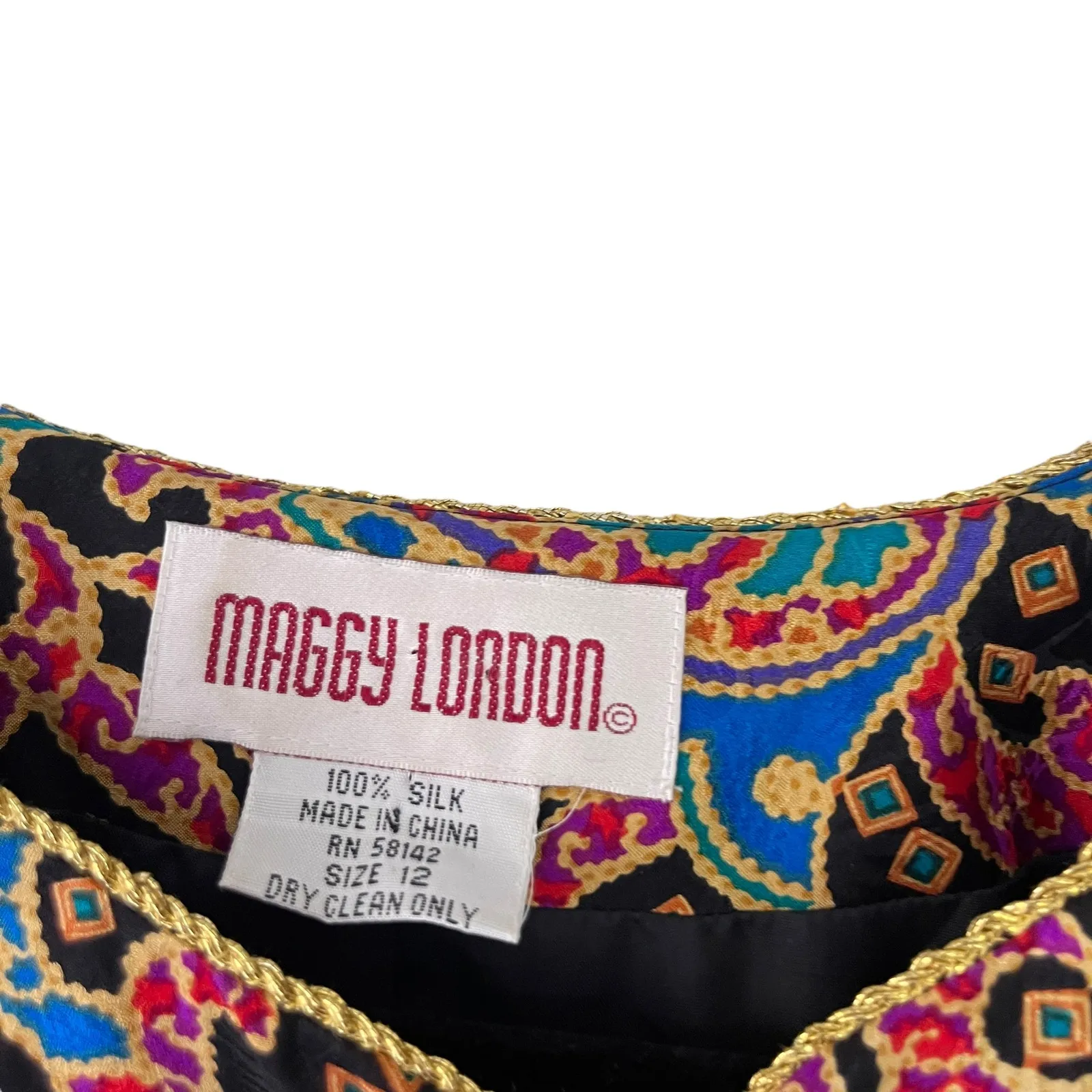 Maggy London Vintage 90s Women's Size 12‎ 100% Silk Multicolored Button Up - Image 4