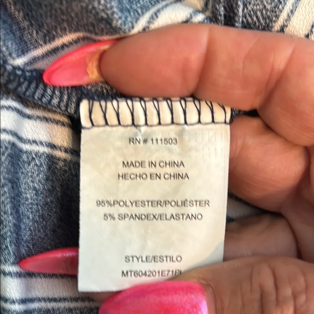 Lily White Blue and White Puff Sleeve Wrap Blouse - Image 12