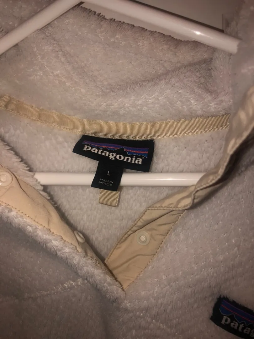 Patagonia Crewneck - Image 2