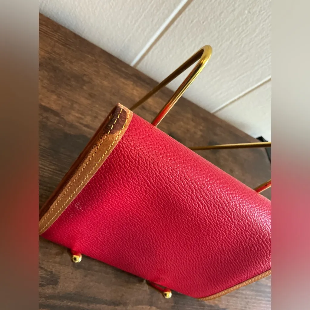 A Very Rare De Leville Made In Italy Small Red Pebbled Leather Snap Pouch Wallet - Image 3