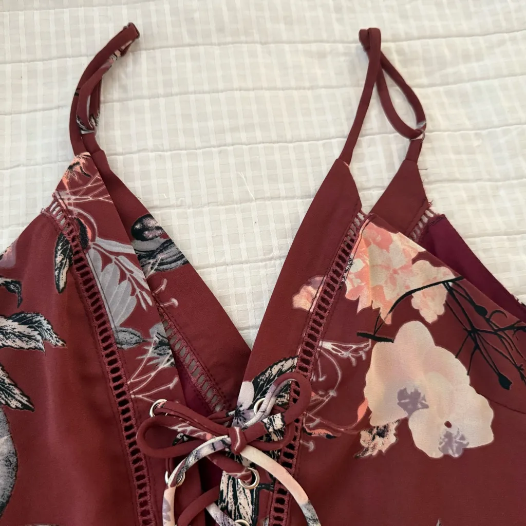 Sugar Lips  Burgundy Floral Dress - Image 6