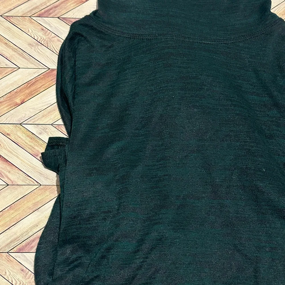 Banana Republic Luxespun Green Long Sleeve Womens Size Small - Image 5