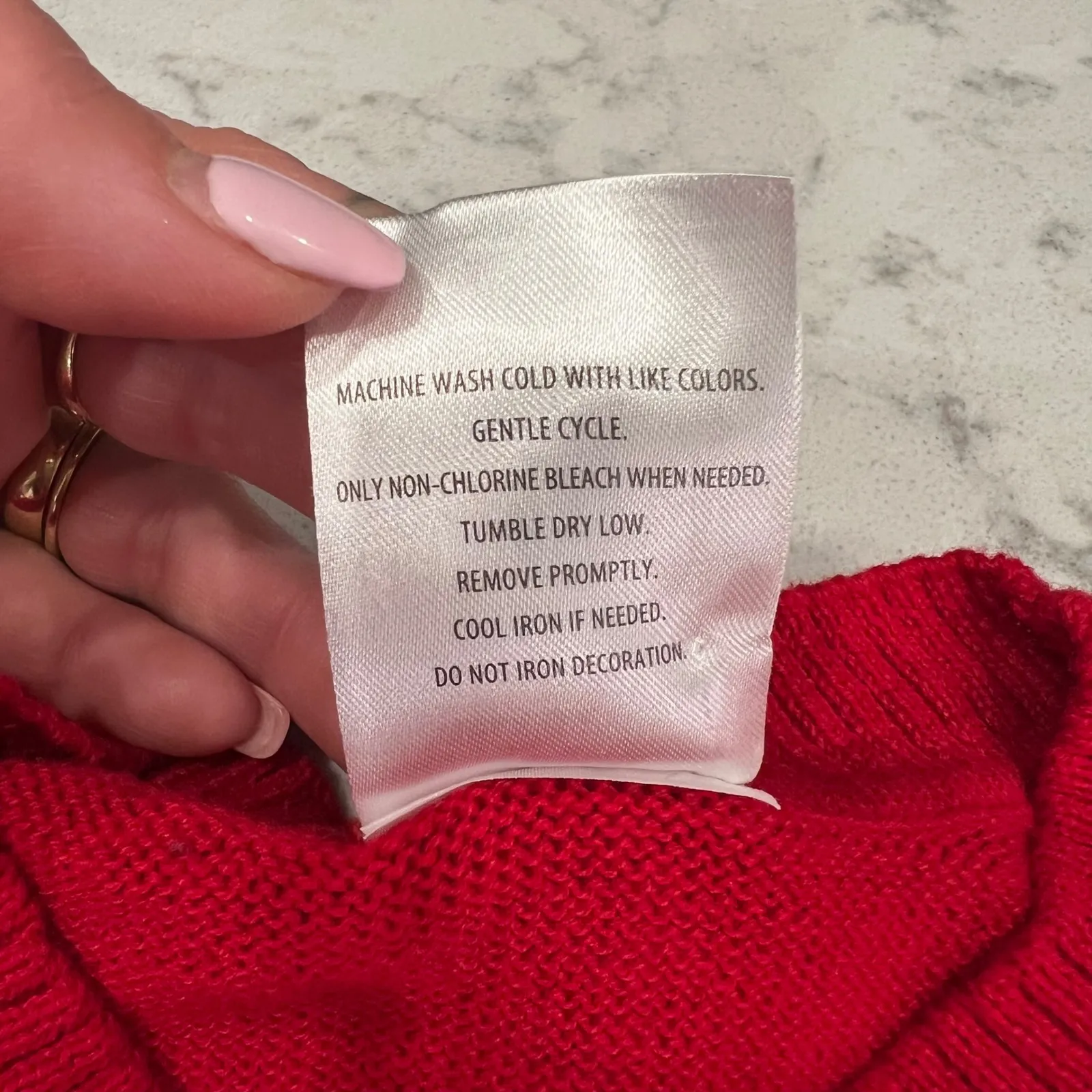 Hello Kitty Sweater Red‎ Bows Pattern Knit Graphic Top Small S Sanrio Red - Image 4