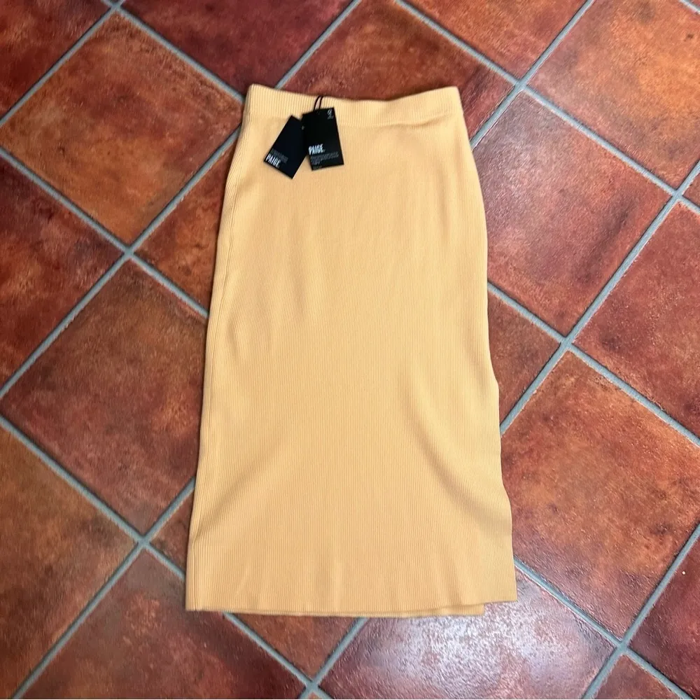 NWT Paige Ribbed Elana Skirt in Light Orange Peel - Image 2