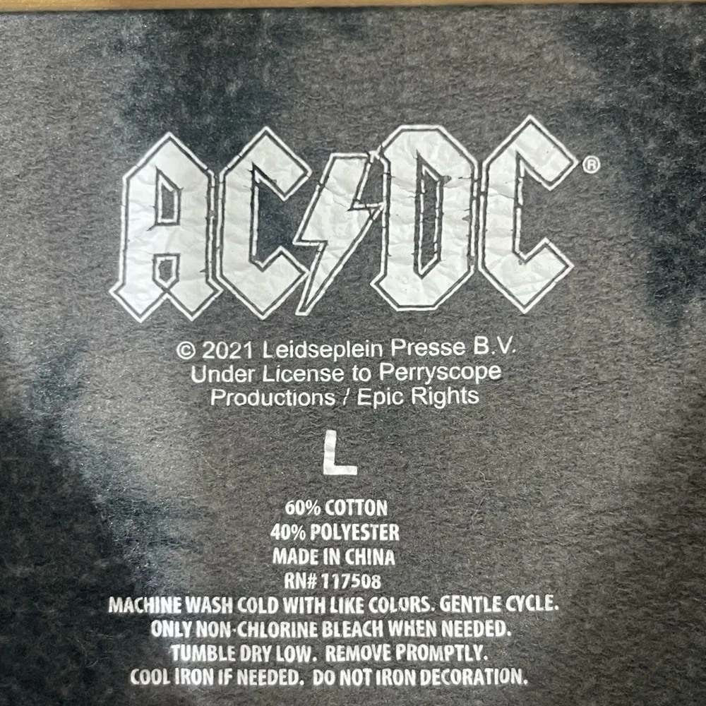 AC/DC women large sweater pullover sweatshirt tie dye acid wash highway to hell - Image 4