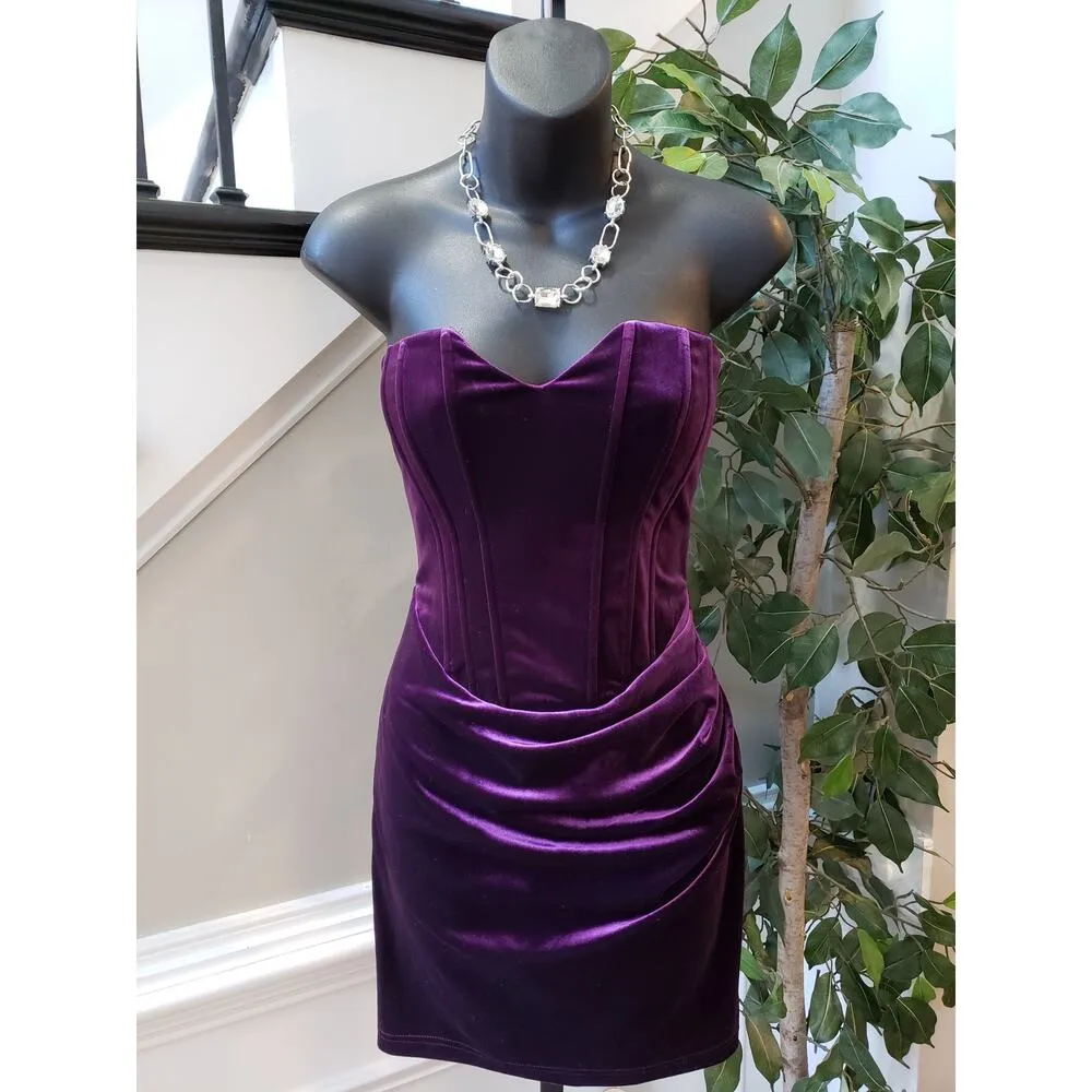 Super down Cocktail Dress Womens Medium Purple Velvet Off The Shoulder Back Zip - Image 2