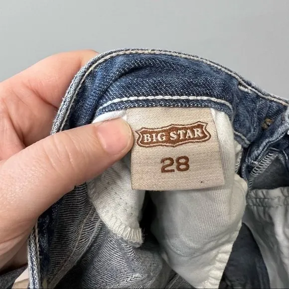 Big Star sweet crop denim jean capri capris womens 28 embroidery on back pockets - Image 6