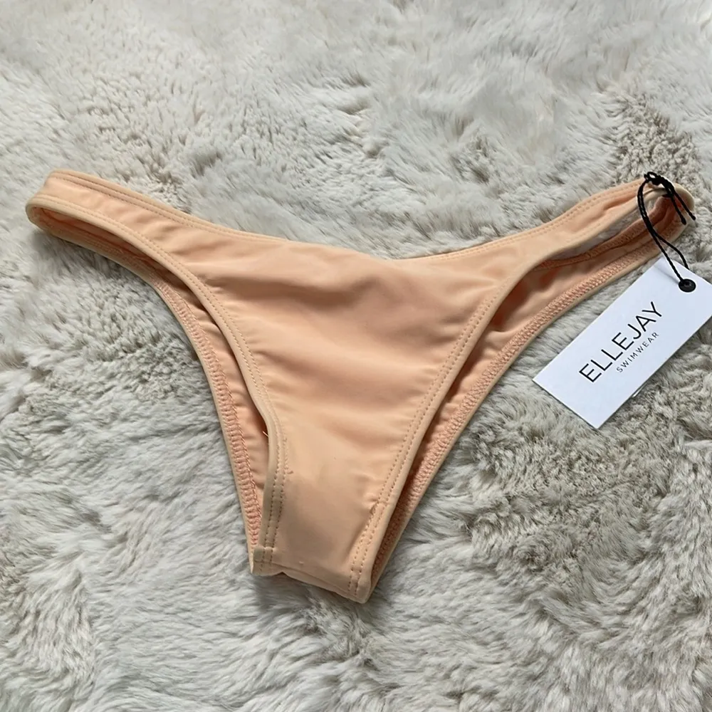 ElleJay Swimwear Daniella Cheeky Bottom in Peach Size Small Orange - Image 5