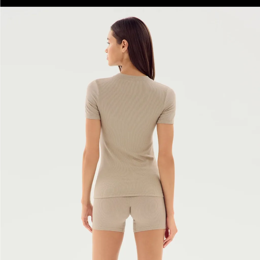 Splits59 Louise Rib Short Sleeve Baby Tee Latte New XS - Image 5