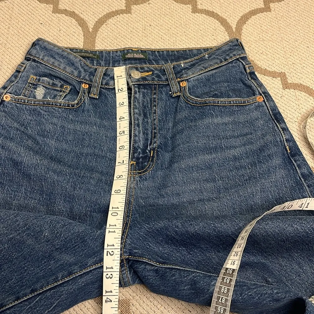 Wild Fable Women's highest rise baggy jean distressed Blue Jeans - Image 5