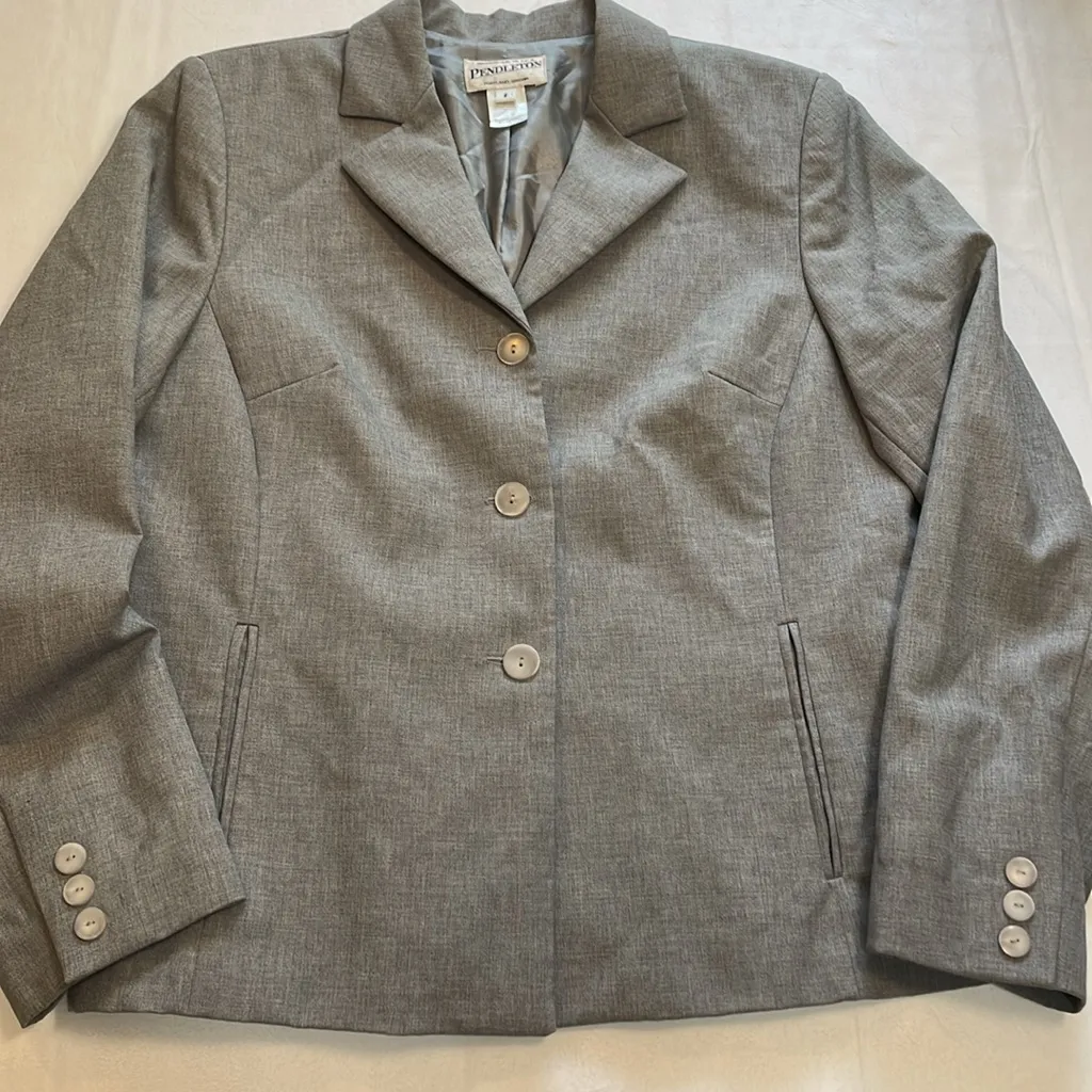 Pendleton Women’s‎ Grey Stretch 98% Wool Blazer Suit Jacket Three Buttons Size 8 - Image 7
