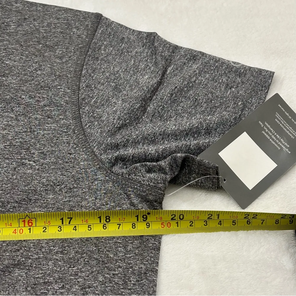 Michigan Wolverines NCAA Football Gray & Gold Champion Athletic Shirt Womens L - Image 4