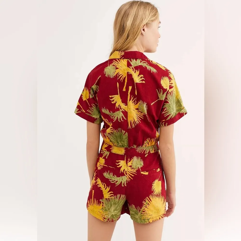 NEW  Malibu Floral Romper w/Pockets in Maroon Combo, Size L New w/Tag - Image 3