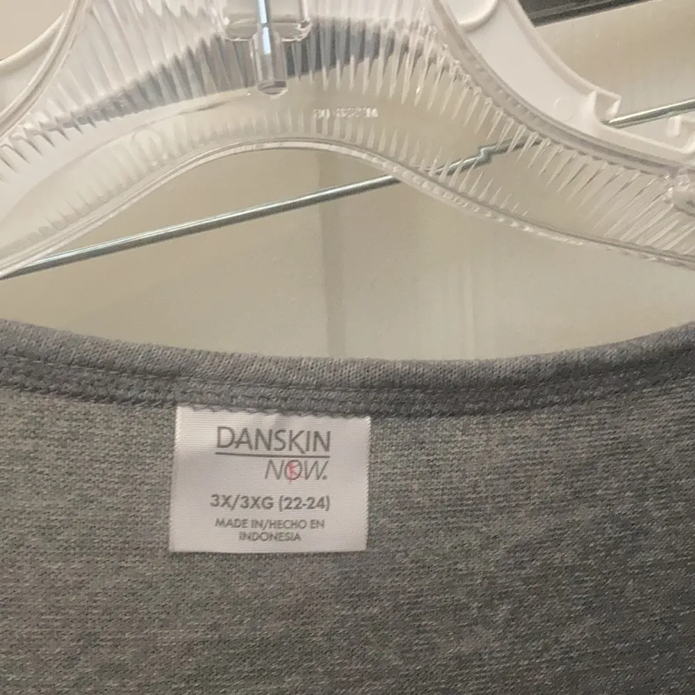 FINAL MARKDOWN Danskin now top 3x Gray - Image 2