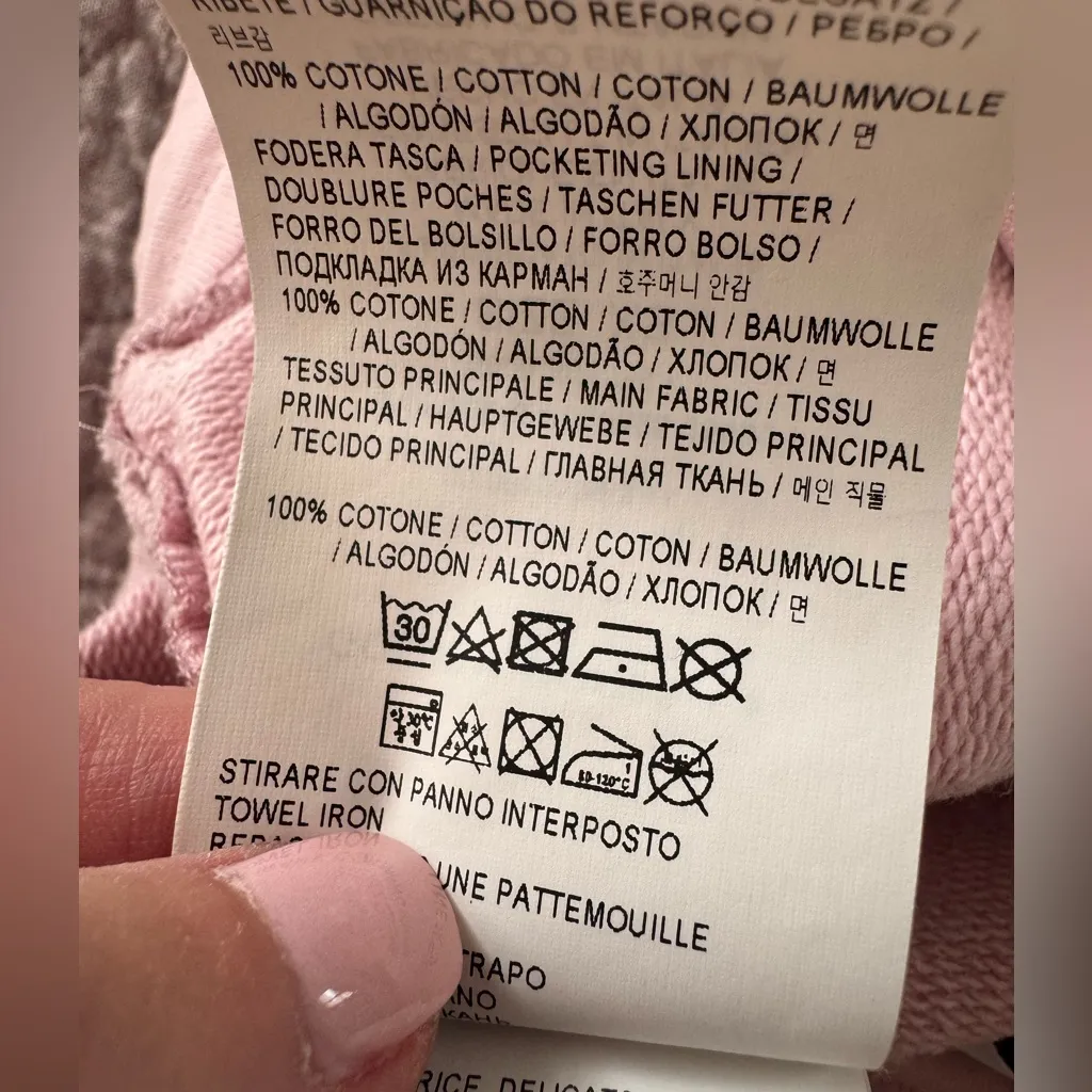 Golden Goose Deluxe Brand Star Printed Shorts in Pink - Image 8