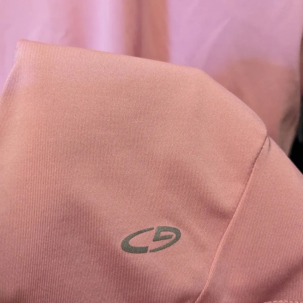 Champion vneck T-shirt - Image 5