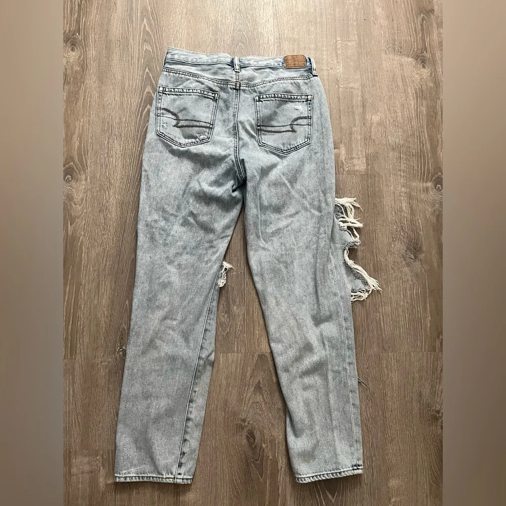 American Eagle Mom Jeans Women’s Size 4 Distressed Cotton - Image 2
