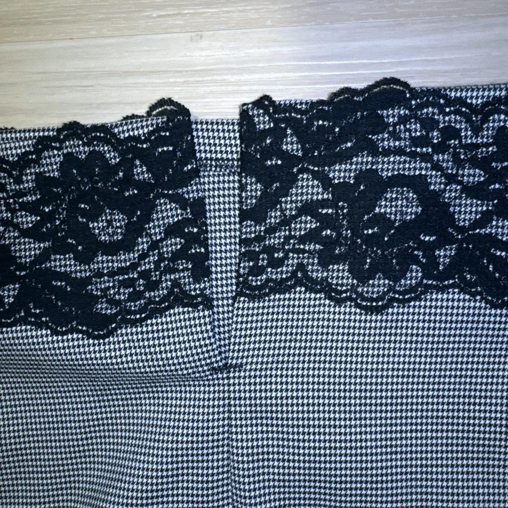 Charlotte Russe Houndstooth Pencil Skirt size 10 - Image 6