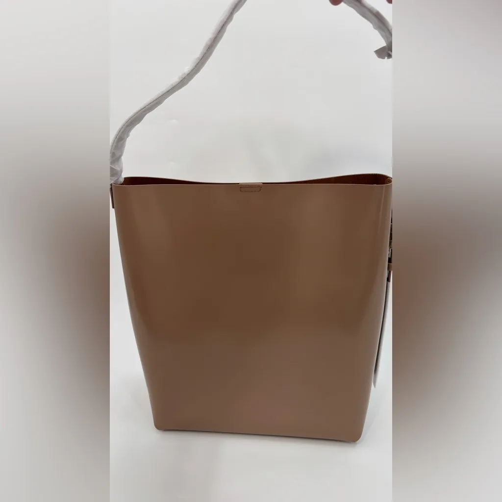 J.Crew Edie bucket bag in Italian leather Natural - Image 5