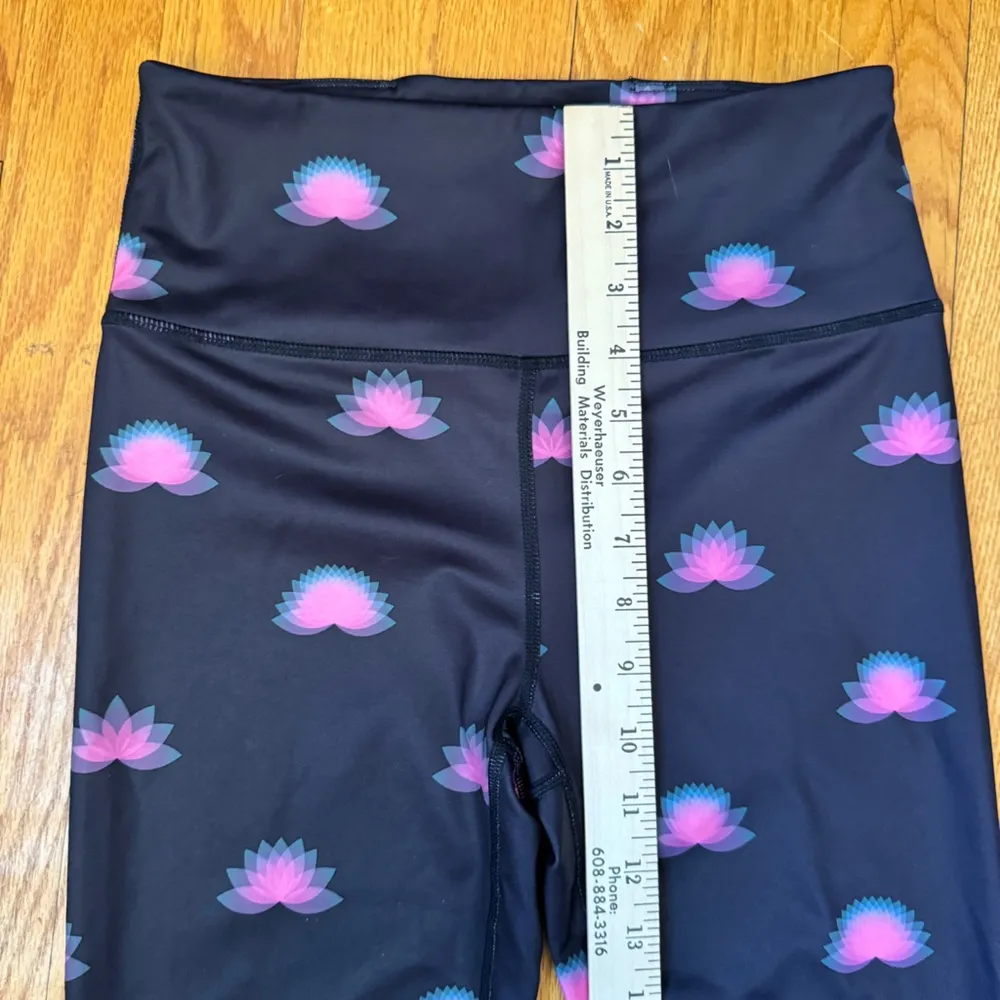 Free People Movement Women’s High Waisted Lotus Print Leggings Size Small Black - Image 10