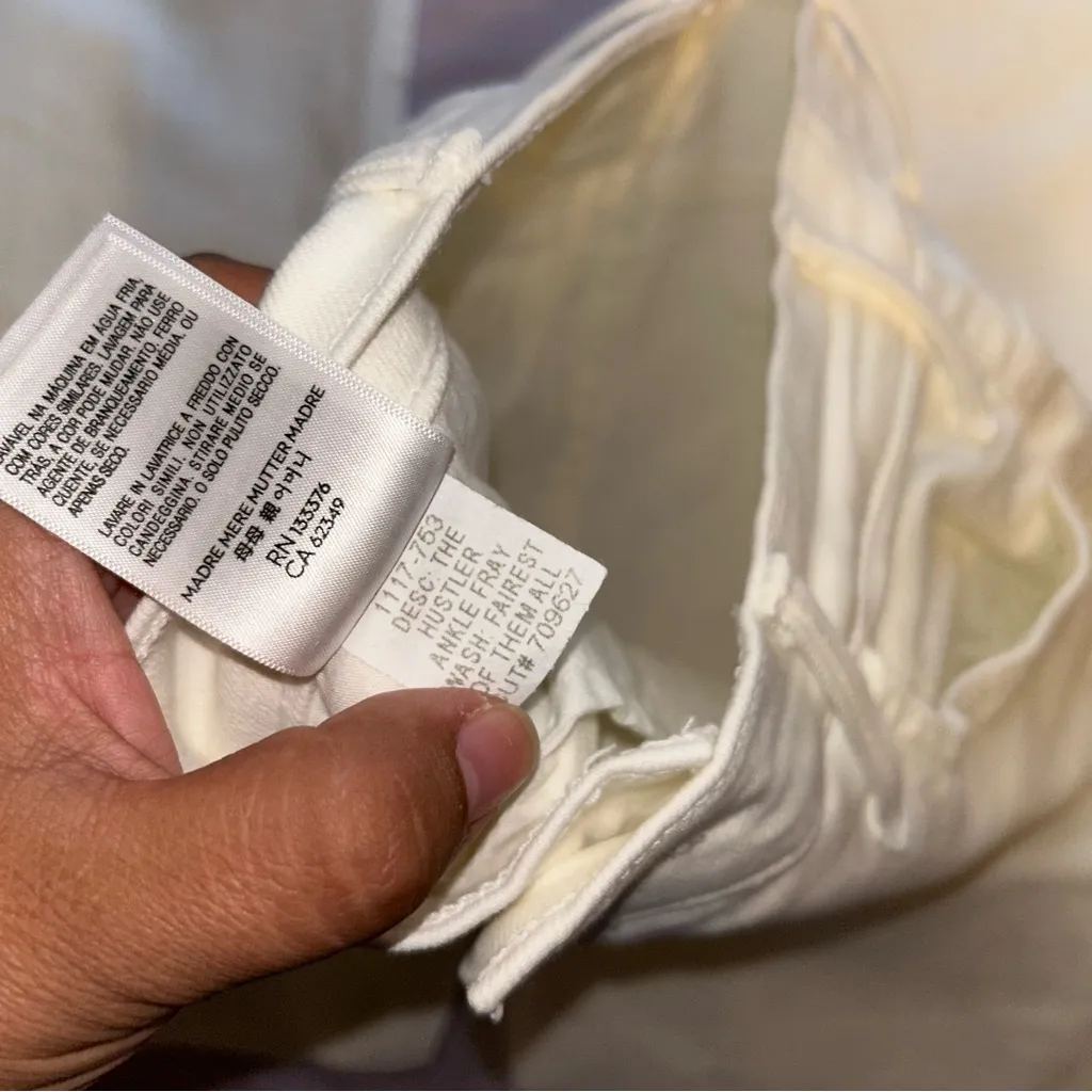 Mother Hustler Ankle Fray Jeans in Fairest Of Them All White Size 29 - Image 9