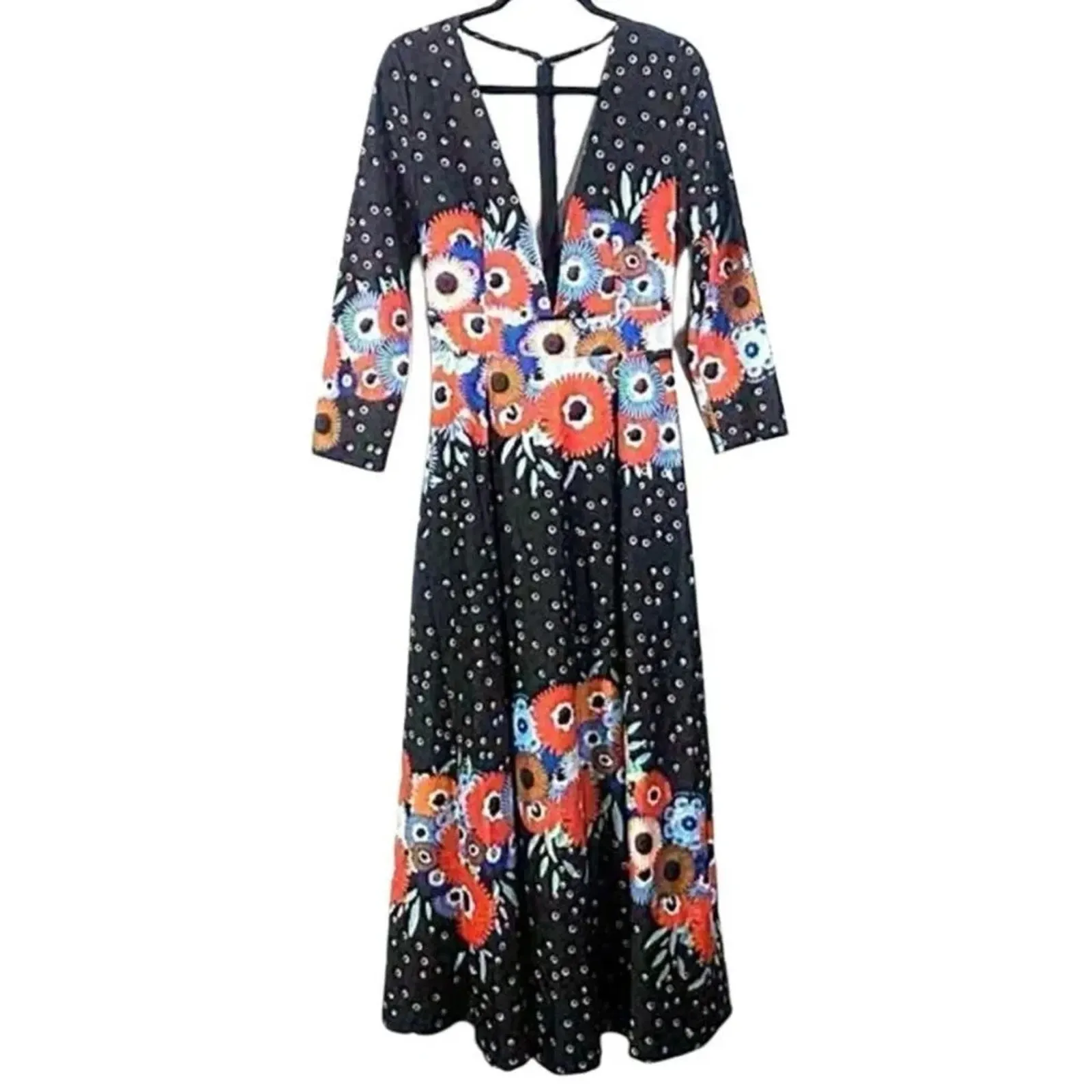 Deep V Neckline Floral Print Maxi Dress, Size Medium Pre-owned - Image 6