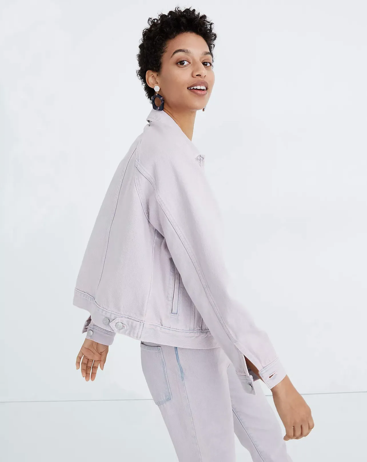 Madewell | The Raglan Oversized Jean Jacket: Overdyed Edition | Medium - Image 3