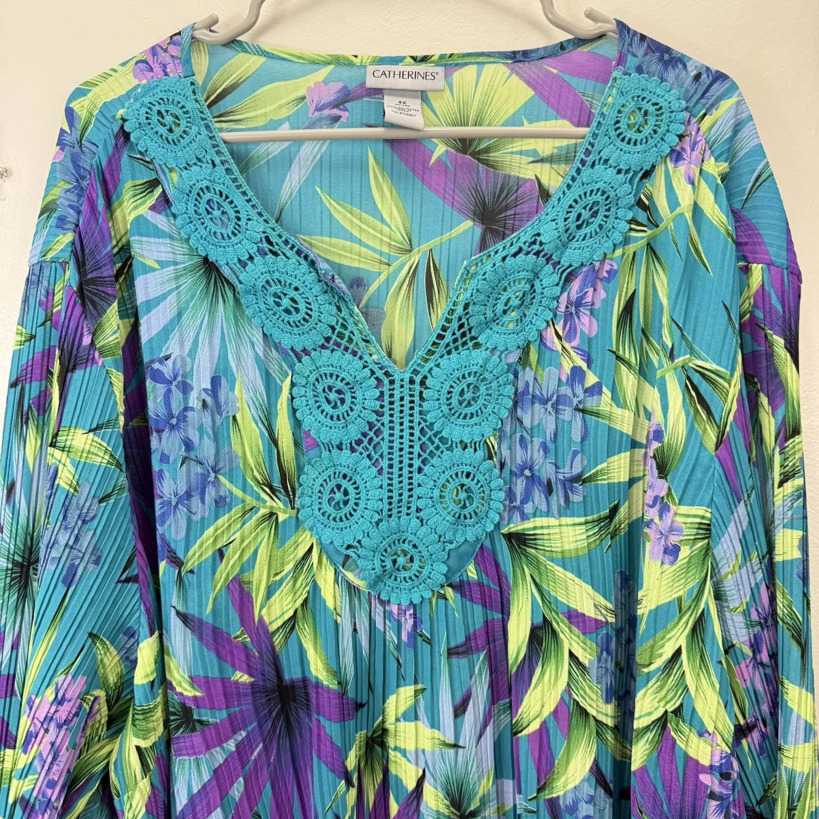 Catherines Teal Purple Floral Crinkle Pleated Crochet Georgette Blouse Size 4X - Image 4