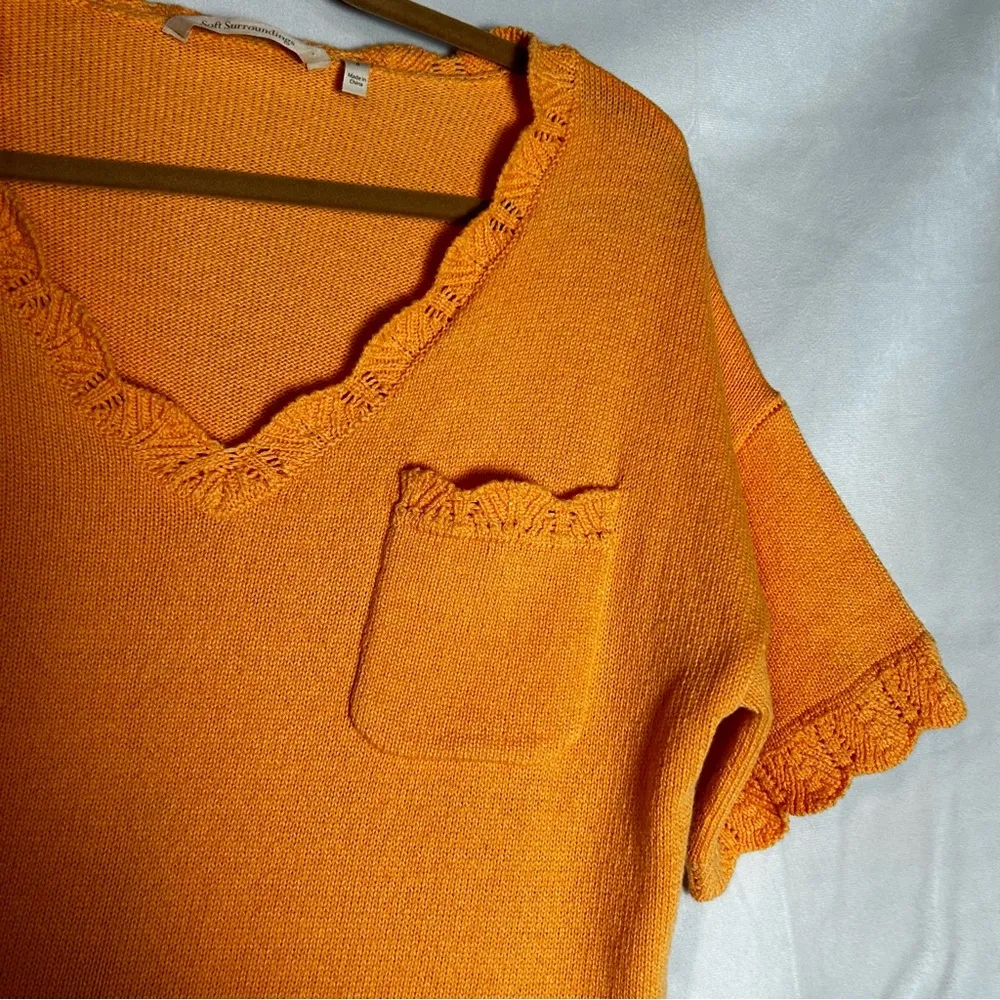 Soft Surroundings Scalloped V Neck Cotton Blend Short Sleeve Sweater Shirt Small - Image 4