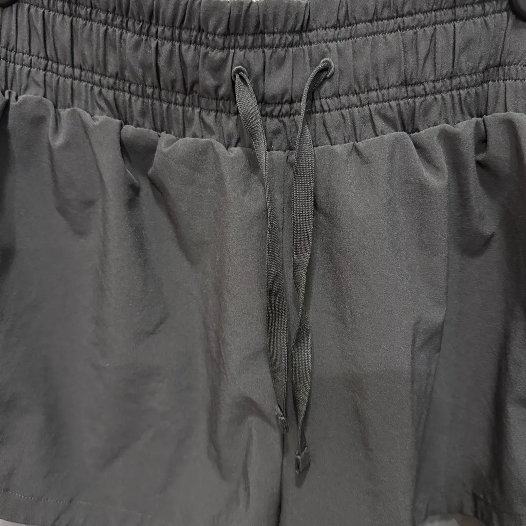 Gymshark Black and Grey 2 in 1 Shorts - Image 5