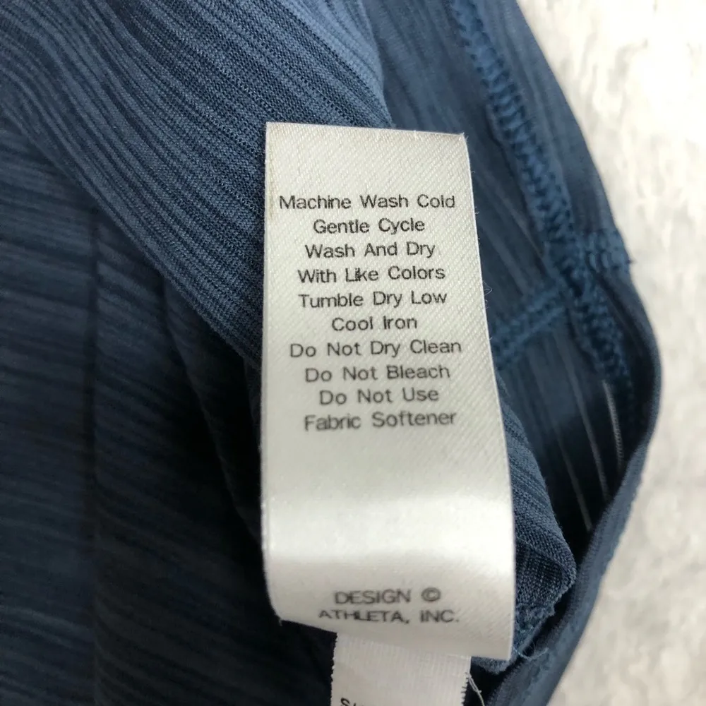 Athleta Blue Shadow Stripe Racerback Activewear Tank Top Size Extra Small - Image 8