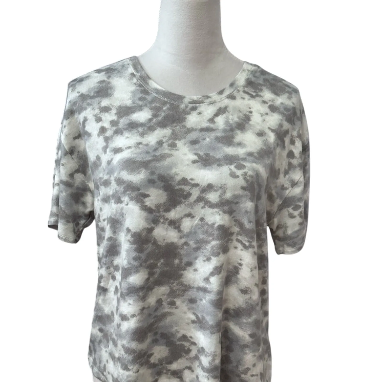 Jaclyn Intimates Sleepwear Short Sleeves Crew Neckline Relaxed Fit Gray W L NWT - Image 2